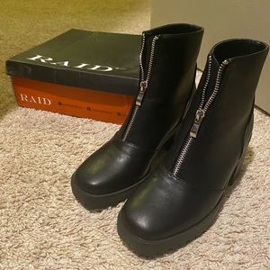 Raid black chunky square toe boot